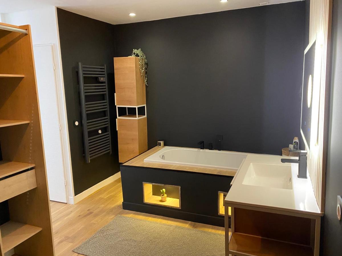 Appartement Brioude Hyper Centre Екстер'єр фото